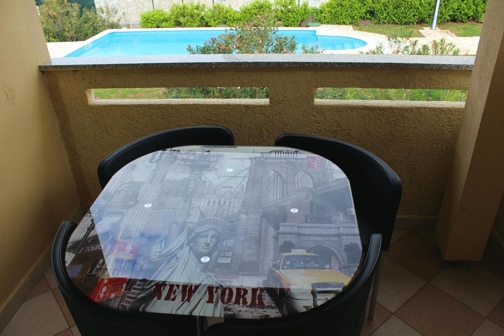 Apartments Nadia Baska  Ngoại thất bức ảnh